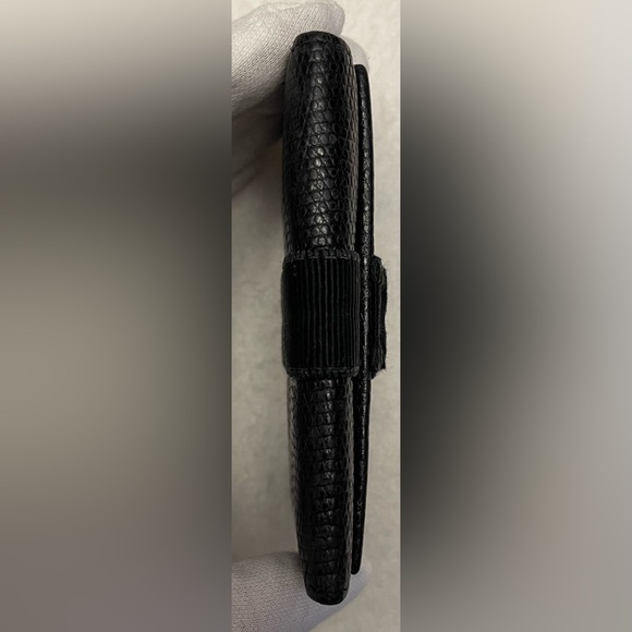 Salvatore Ferragamo Authentic Vintage Textured Black Key Holder - Picture 4 of 13